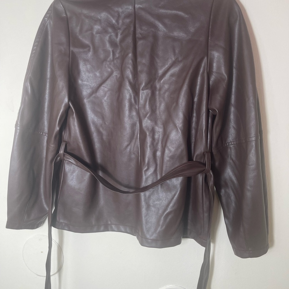 Banana Republic brown vegan leather jacket - Picture 4 of 8
